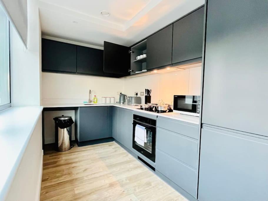 Modern One Bedroom Apartment Near Old Trafford Stadium Manchester Exteriör bild
